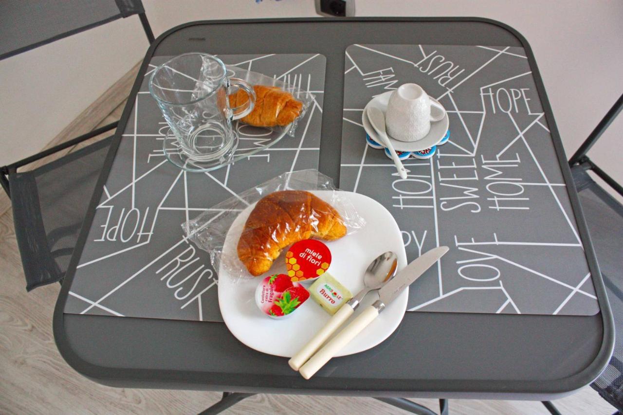 Bed & Breakfast I 7 Venti- 7 Winds Napoli